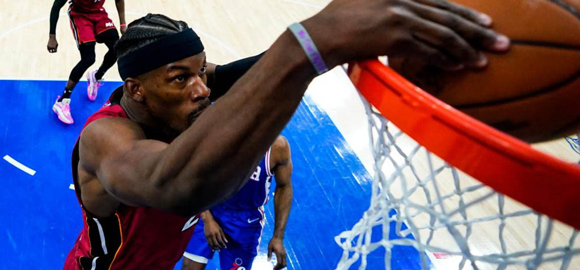 巴特勒帶隊取勝