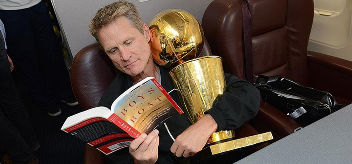 勇士總教練柯爾