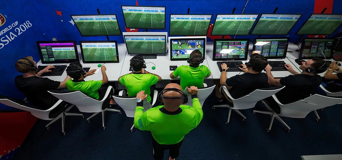 半自動越位識別技術（SAOT）