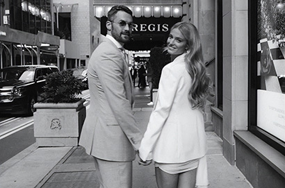 樂福攜嬌妻度蜜月