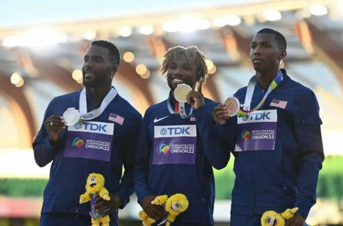 萊爾斯成為男子200米史上第三人