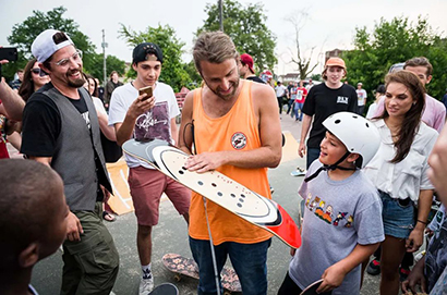 盲人滑手 Dan Mancina