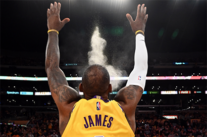 詹姆斯有望成為歷史首位四萬分先生