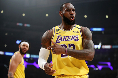 詹姆斯即將加冕歷史得分王