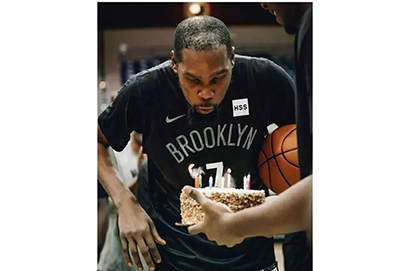 籃網球星凱文-杜蘭特迎來了自己34歲的生日