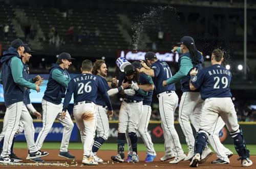 水手隔21年重返季後賽