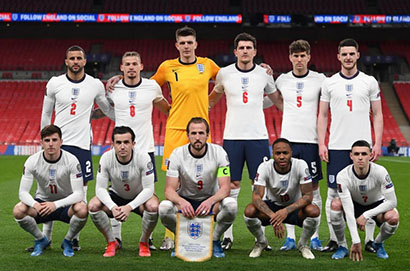 英格蘭遭遇右翼折翅 