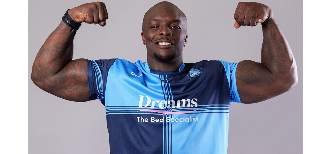 阿金芬瓦將於本月參加職業摔跤比賽 