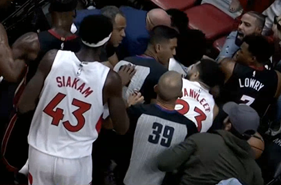 NBA爆發激烈衝突！2人打架雙雙被驅逐