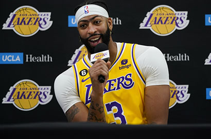 湖人暫不考慮交易濃眉