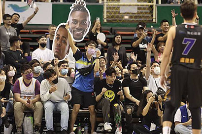 台灣聯賽拯救了霍華德