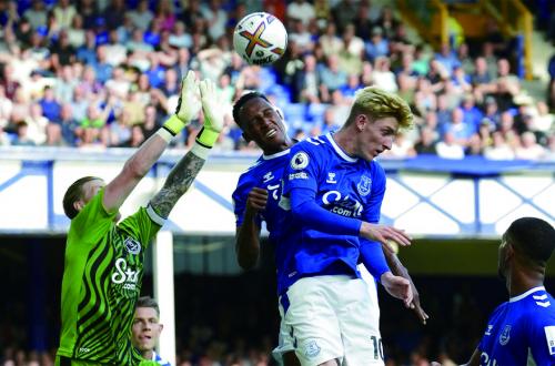 愛華頓(艾佛頓)