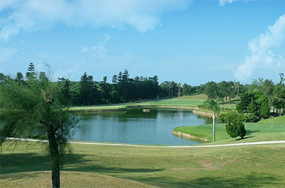 濱海高爾夫球場