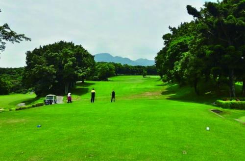 揮皇高爾夫球場（新淡水高爾夫球場）