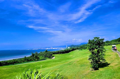 八里國際高爾夫球場