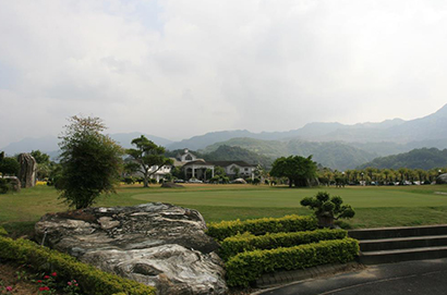 山溪地高爾夫俱樂部