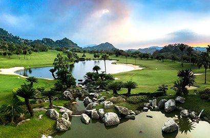 老爺關西高爾夫球場