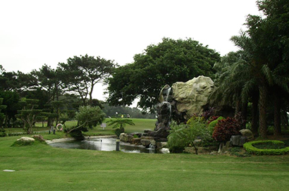 清泉崗高爾夫球場