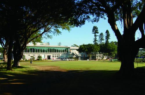 清泉崗高爾夫球場