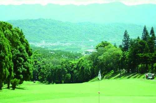 南投縣松柏嶺高爾夫球場