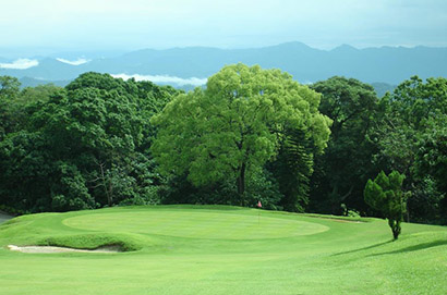 南投縣松柏嶺高爾夫球場