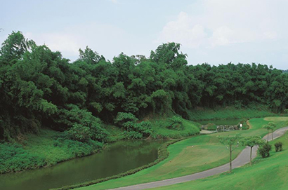 嘉南高爾夫球場