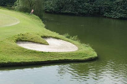 南寶高爾夫球場