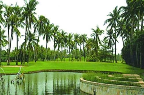 海軍左營高爾夫球場