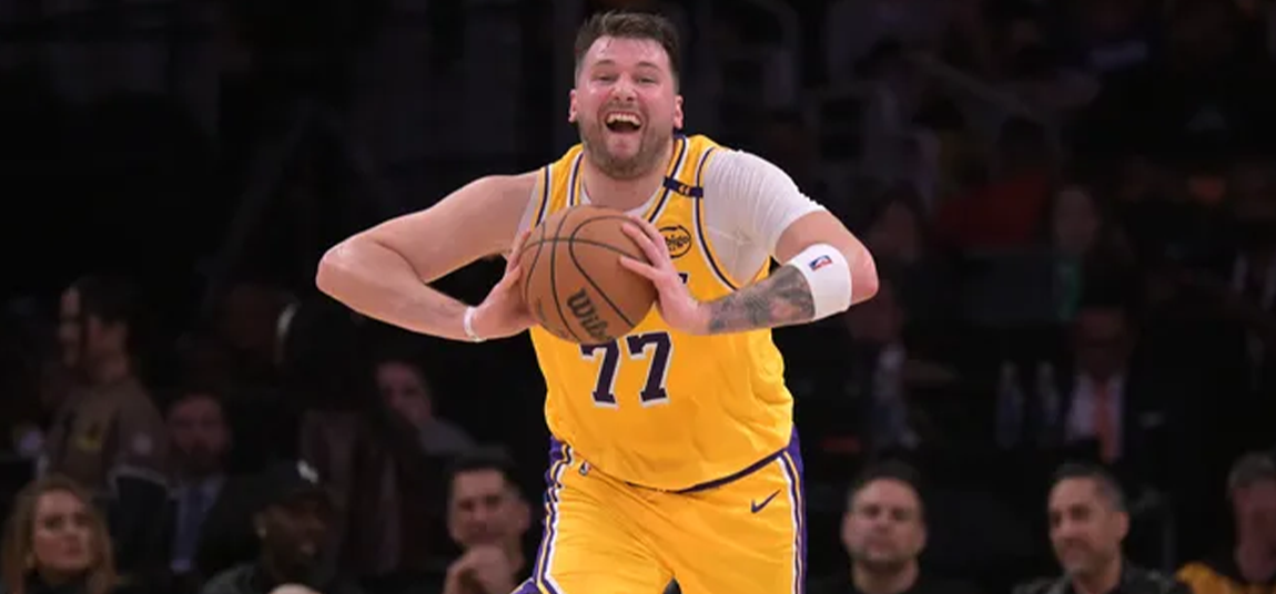 湖人東契奇戰勝爵士